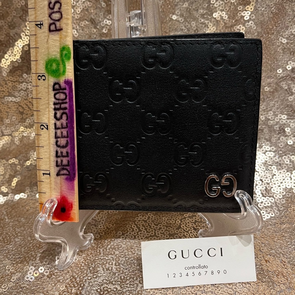 NWOT GUCCI Signature Embossed Italian Black Leather Wallet - Picture 2 of 10